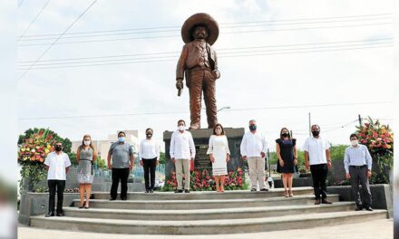 ZAPATA EN EL CXLI ANIVERSARIO DE SU NATALICIO