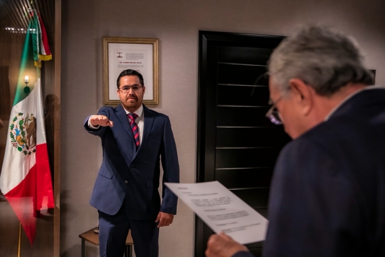 DESTITUYE GOBERNADOR DE SINALOA A SECRETARIO DE SALUD POR NO DESISTIRSE DE DENUNCIAS CONTRA PERIODISTAS￼