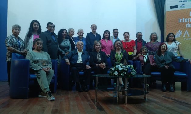 CONCLUYÓ COLOQUIO INTERNACIONAL DE PERIODISMO EN PUEBLA